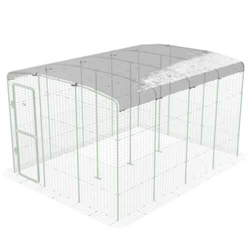 Clear run cover for the 3x4 walk in run